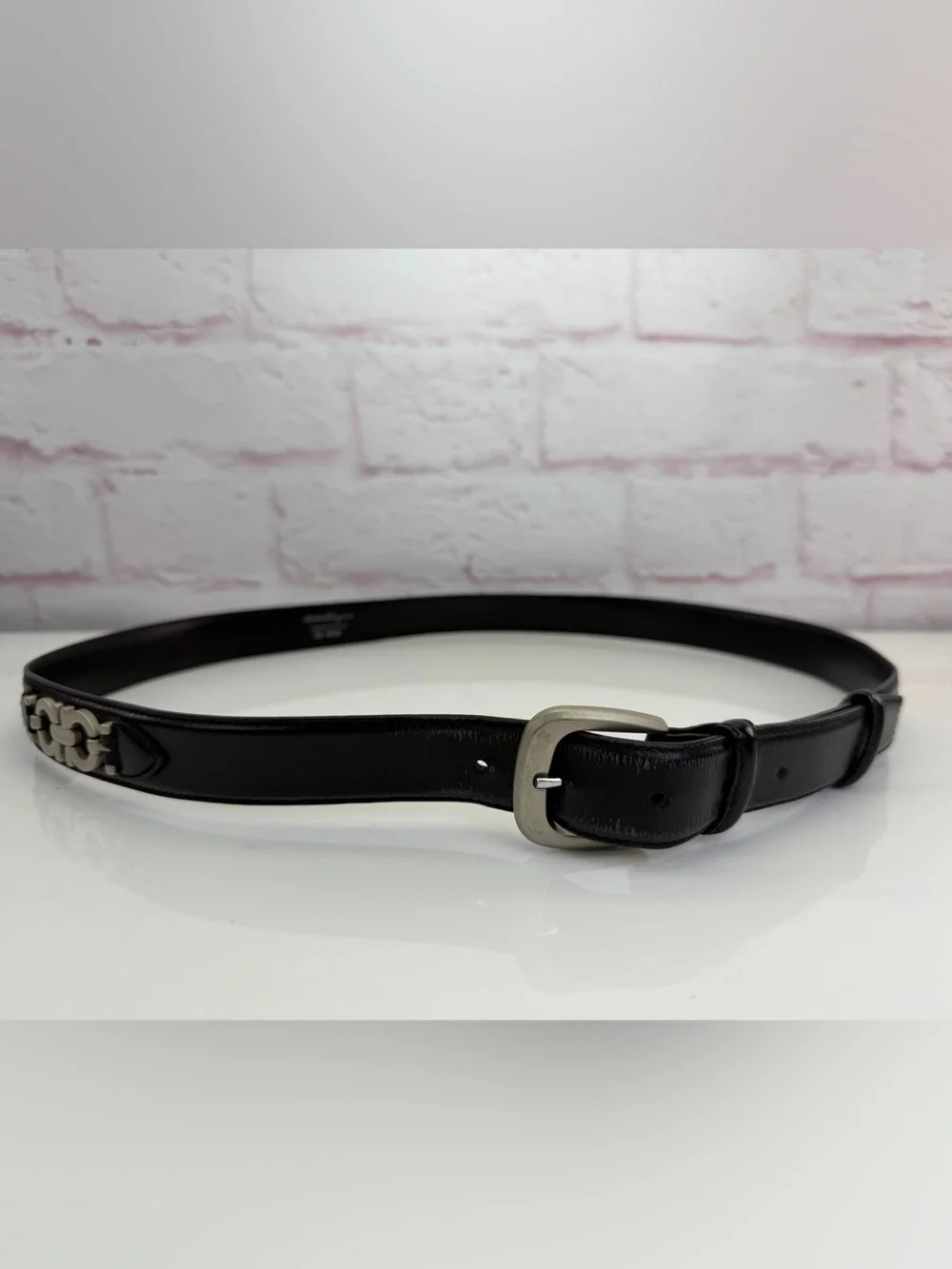 Salvatore Ferragamo Gancini Black Leather Belt Silver Gancini Buckle 41-45”